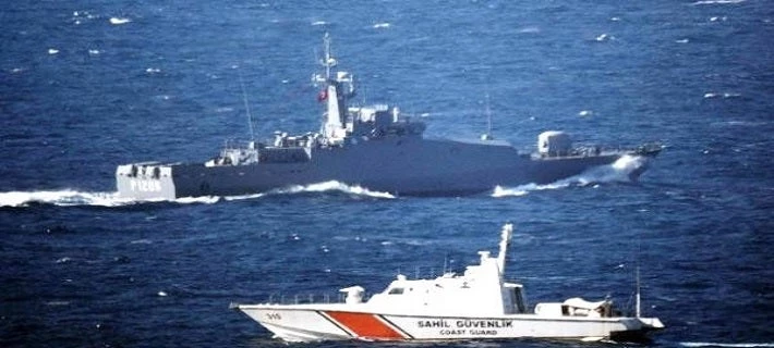 Οι Τούρκοι εμβόλισαν σκάφος του Λιμενικού στα Ίμια – Σπεύδουν πολεμικά πλοία (Βίντεο)